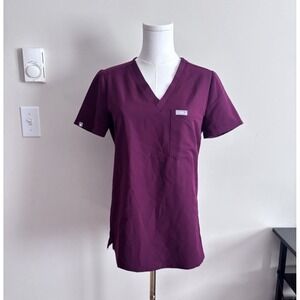 FIGS Burgundy Maroon Catarina One Pocket Scrub Top Womens XS PO2623